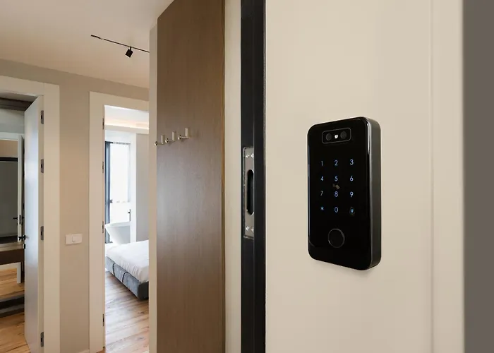 Ee Homes - Curated Design, Tub Skyline Views Apartamento *