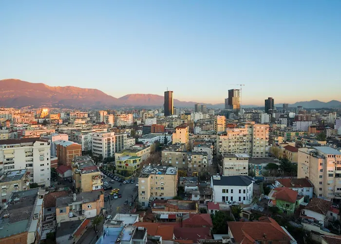 Apartamento Ee Homes - Curated Design, Tub Skyline Views