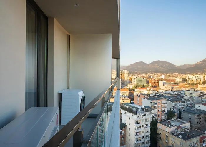Apartament Ee Homes - Curated Design, Tub Skyline Views